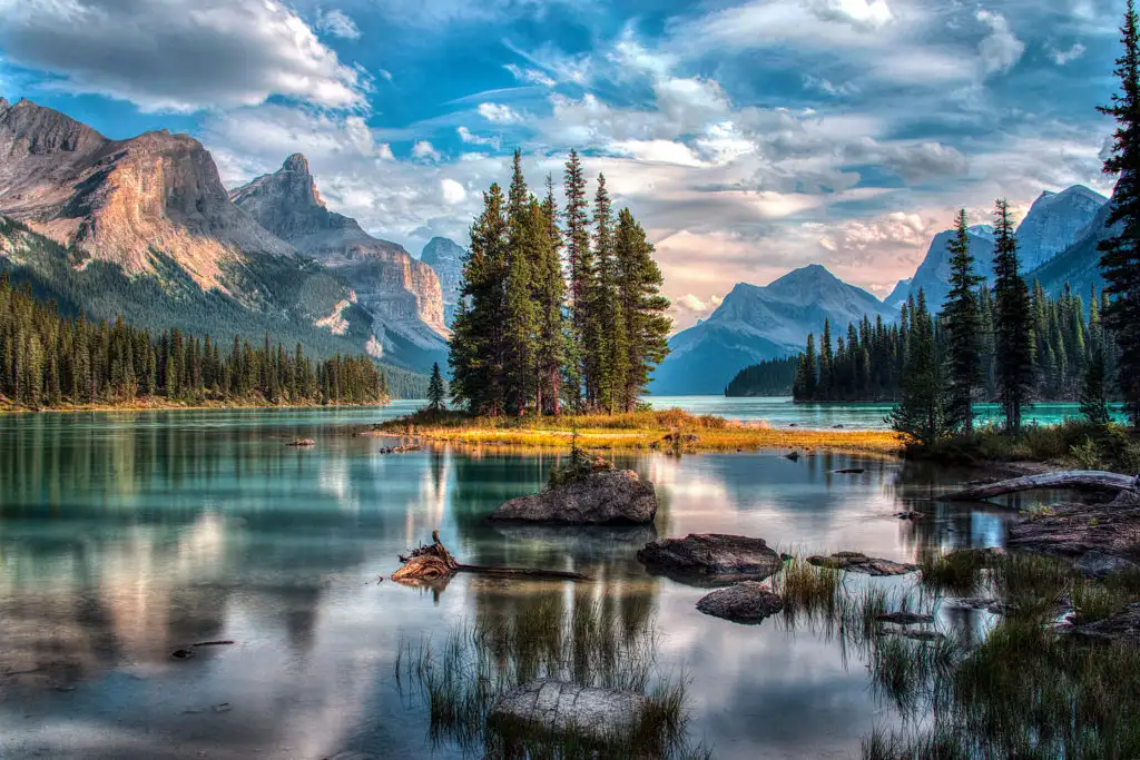 Spirit Island on Maligne Lake in Jasper National Park, Canada